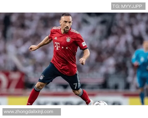 足球衣10号背后的传奇球星是谁 揭秘足坛10号位的历史与辉煌